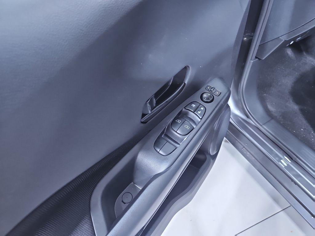 new 2025 Nissan Kicks Play car, priced at $22,757