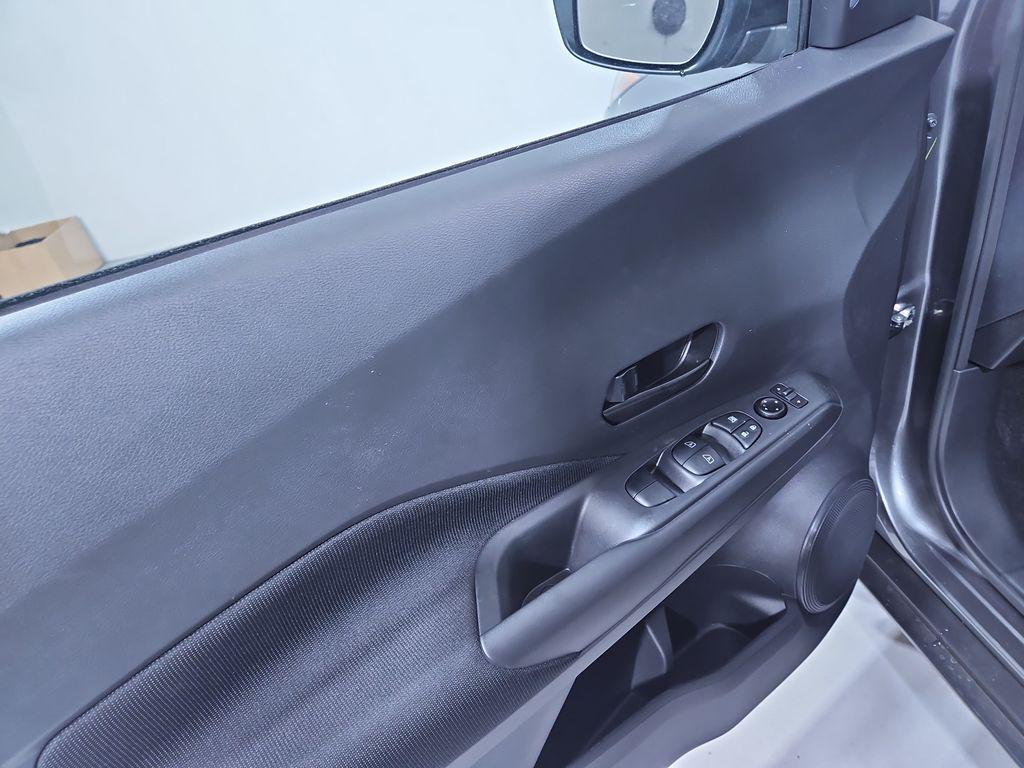 new 2025 Nissan Kicks Play car, priced at $22,757