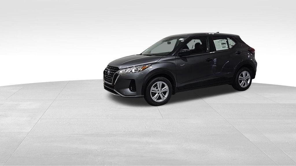 new 2025 Nissan Kicks Play car, priced at $22,757