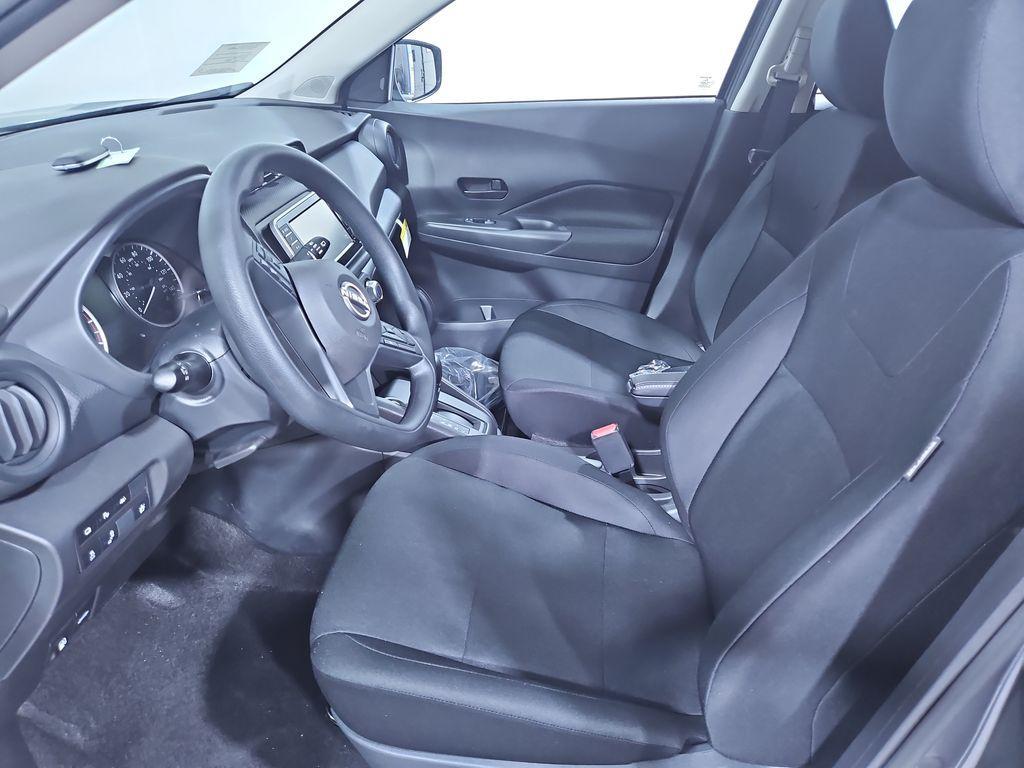 new 2025 Nissan Kicks Play car, priced at $22,757