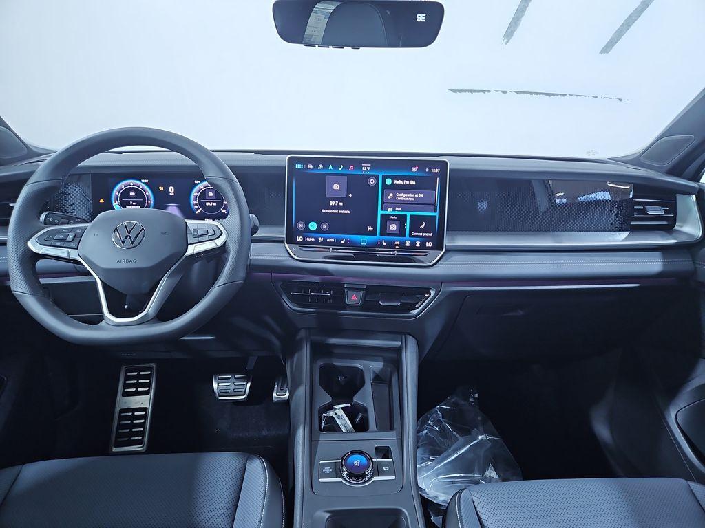 new 2025 Volkswagen Tiguan car, priced at $37,832