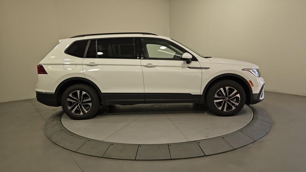 new 2024 Volkswagen Tiguan car, priced at $27,551