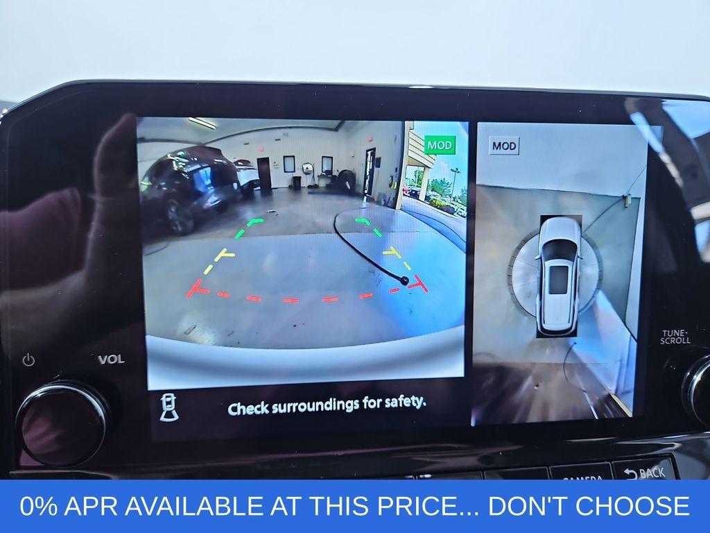 new 2025 Nissan Pathfinder car, priced at $49,304