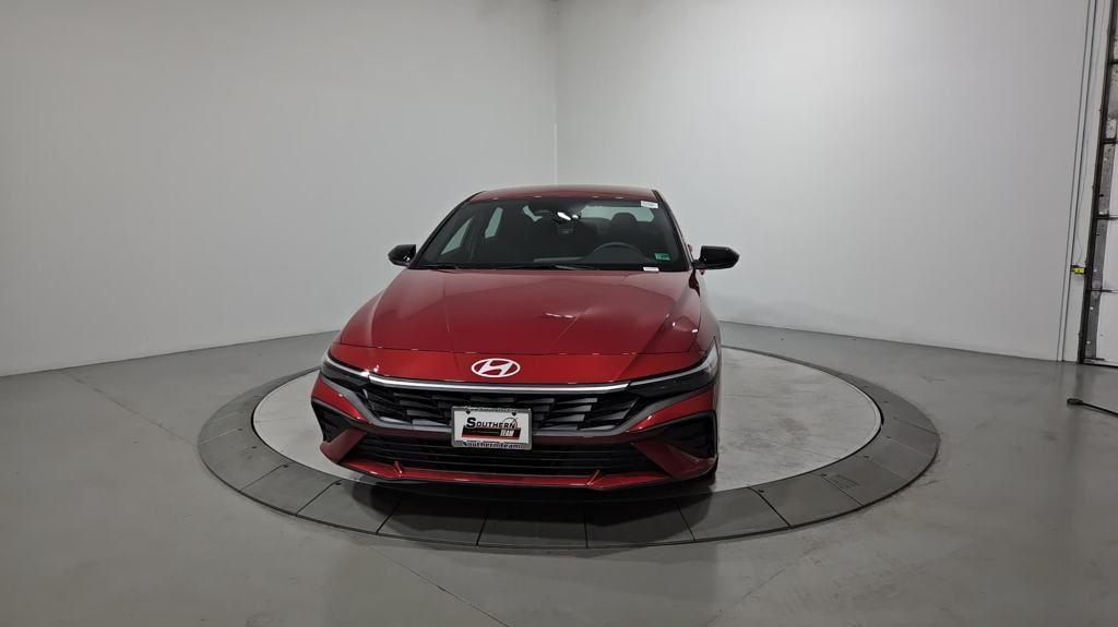 new 2025 Hyundai Elantra car, priced at $23,172