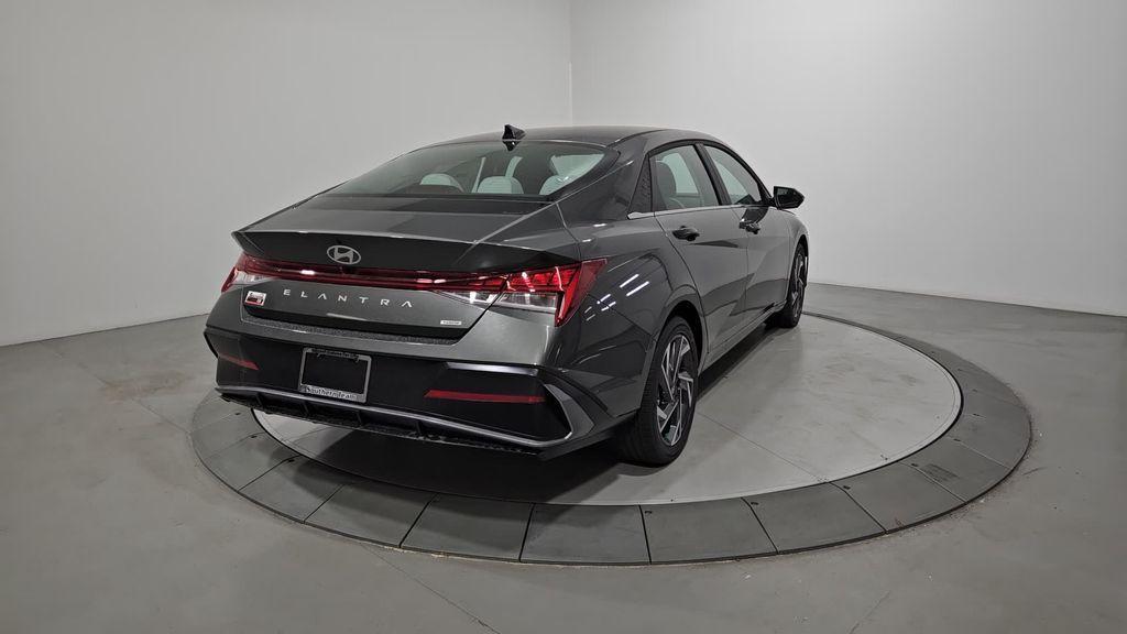 new 2025 Hyundai ELANTRA HEV car, priced at $28,382