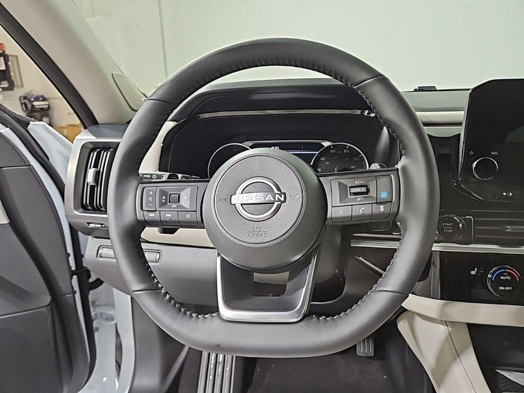 new 2025 Nissan Pathfinder car, priced at $47,316