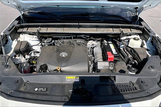 used 2021 Toyota Highlander car, priced at $32,249