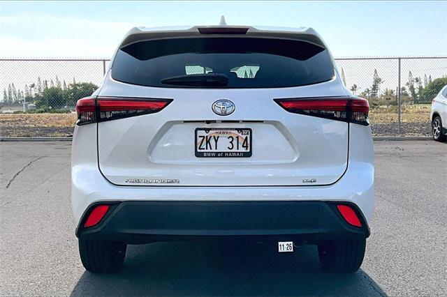 used 2021 Toyota Highlander car, priced at $32,249