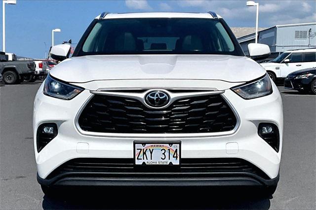 used 2021 Toyota Highlander car, priced at $32,249