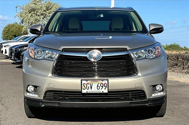 used 2014 Toyota Highlander Hybrid car, priced at $25,795