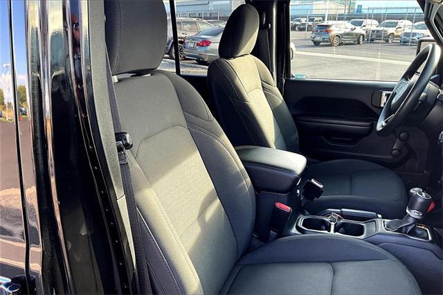 used 2021 Jeep Wrangler Unlimited car, priced at $33,795