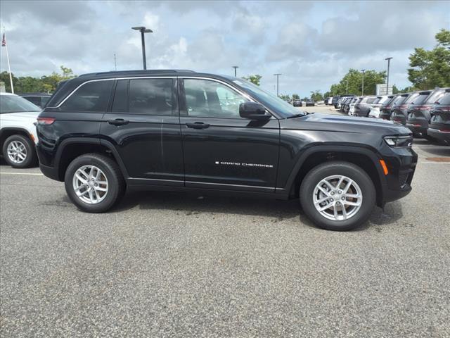 new 2024 Jeep Grand Cherokee car, priced at $35,423