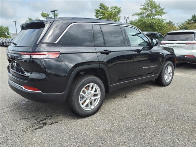 new 2024 Jeep Grand Cherokee car, priced at $35,423