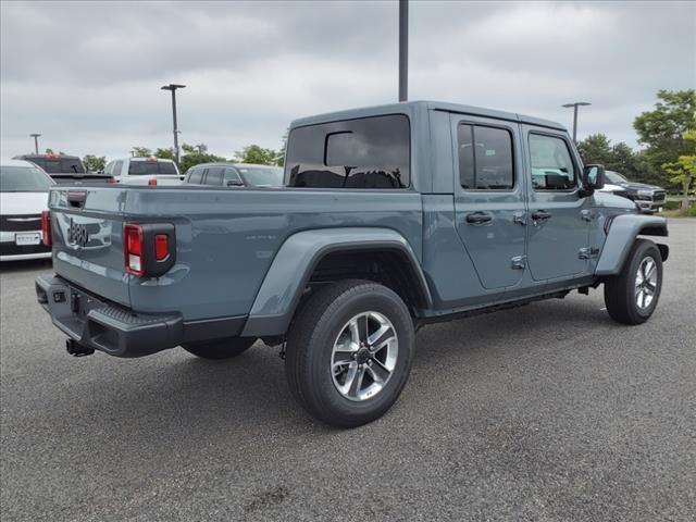 new 2024 Jeep Gladiator car, priced at $46,155