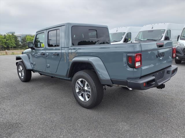 new 2024 Jeep Gladiator car, priced at $46,155