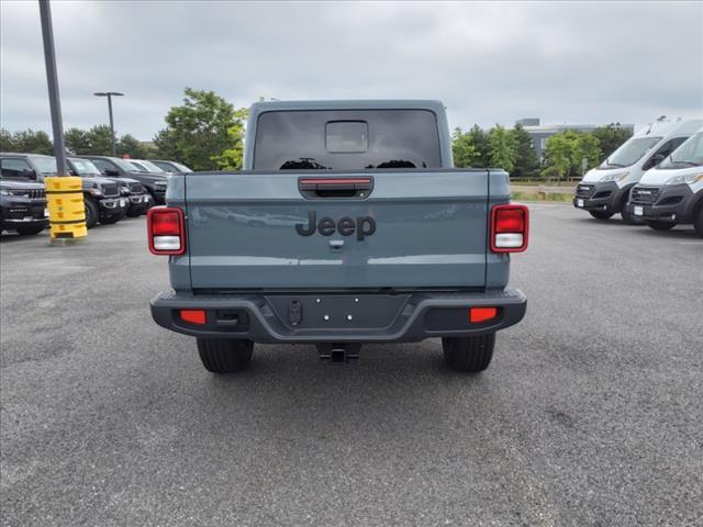 new 2024 Jeep Gladiator car, priced at $46,155