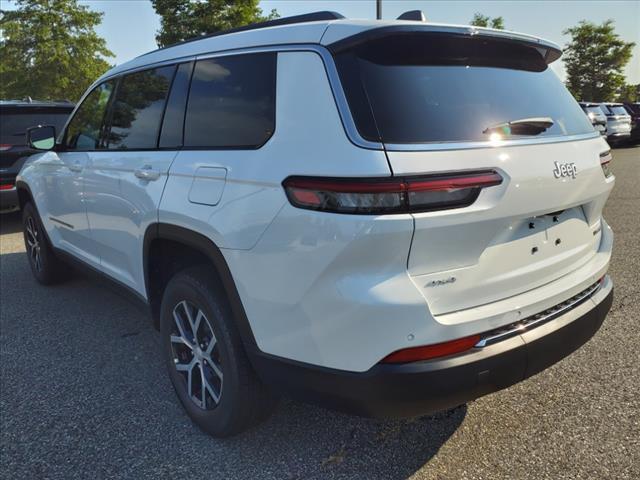 new 2024 Jeep Grand Cherokee L car, priced at $42,198