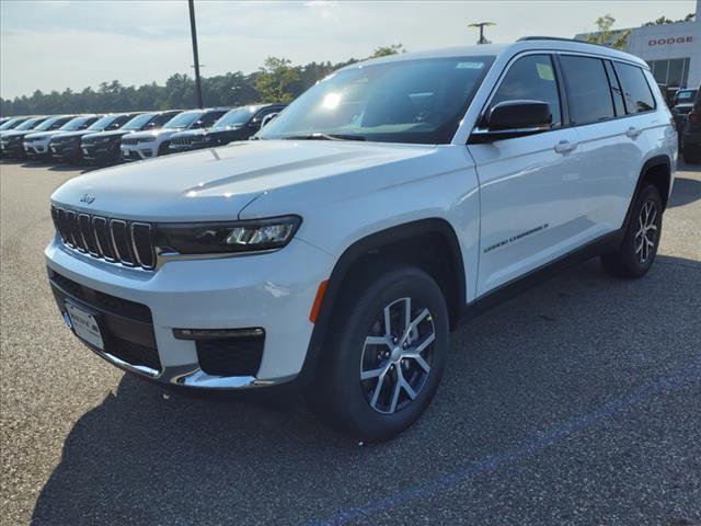 new 2024 Jeep Grand Cherokee L car, priced at $42,198