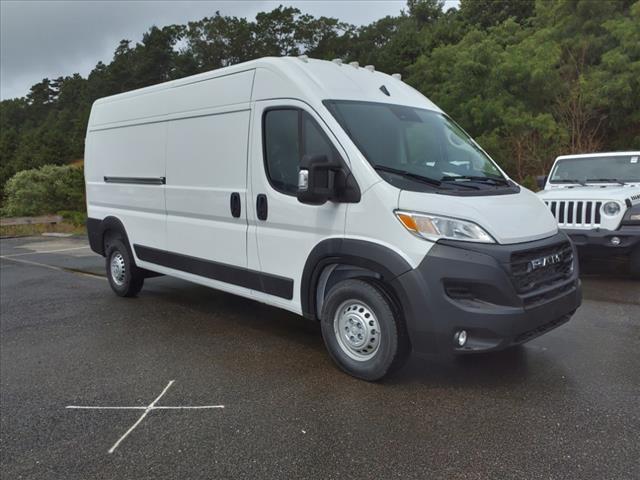 new 2024 Ram ProMaster 2500 car, priced at $46,688