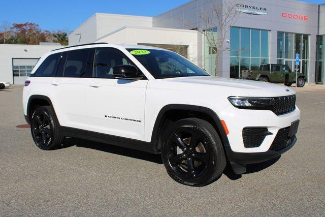 used 2023 Jeep Grand Cherokee car, priced at $36,989