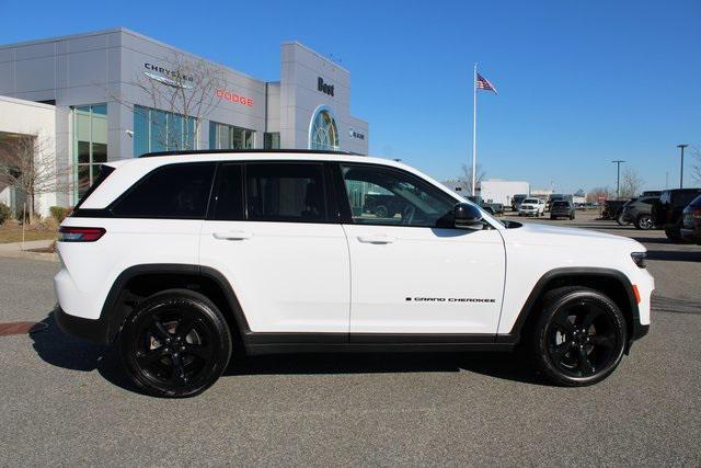 used 2023 Jeep Grand Cherokee car, priced at $36,989