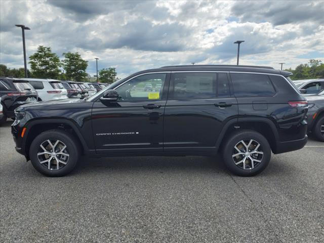 new 2024 Jeep Grand Cherokee L car, priced at $49,861