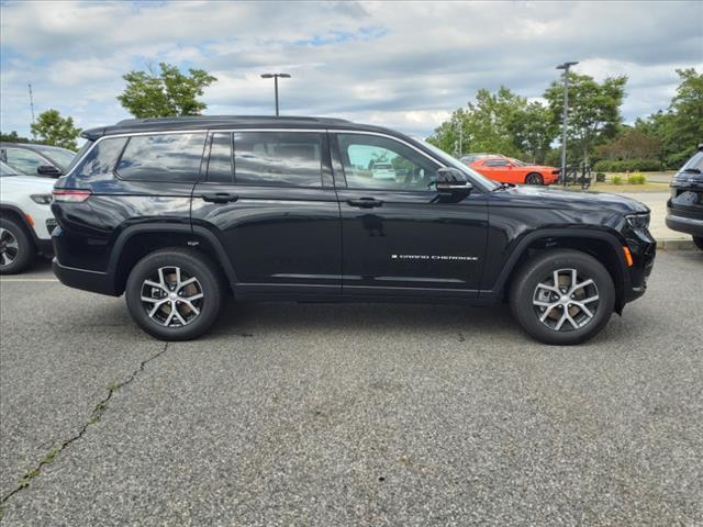 new 2024 Jeep Grand Cherokee L car, priced at $49,861