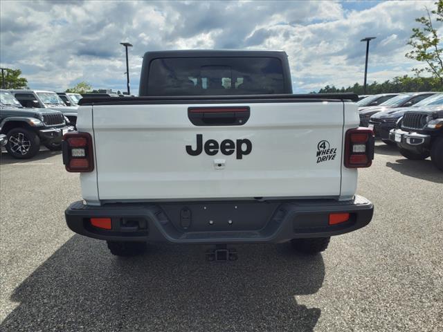 new 2024 Jeep Gladiator car, priced at $48,298