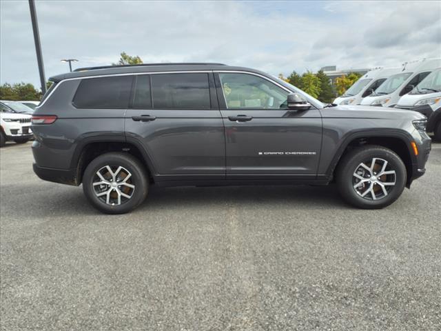 new 2024 Jeep Grand Cherokee L car, priced at $41,567