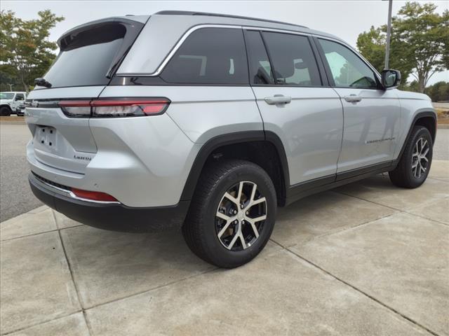 new 2024 Jeep Grand Cherokee car, priced at $41,349