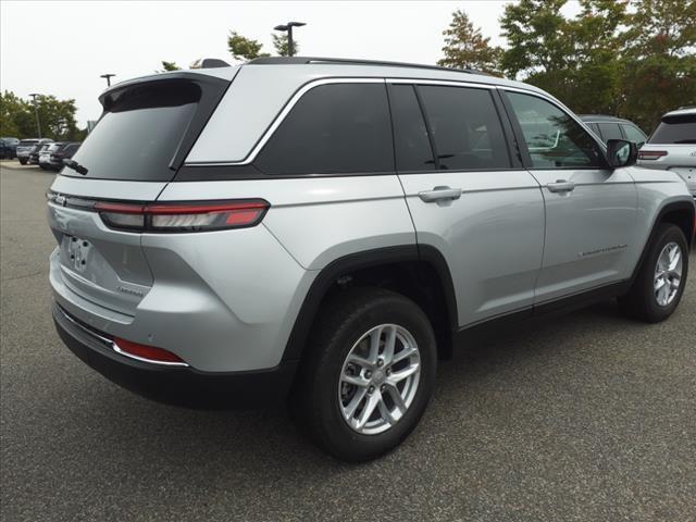 new 2024 Jeep Grand Cherokee car, priced at $34,221