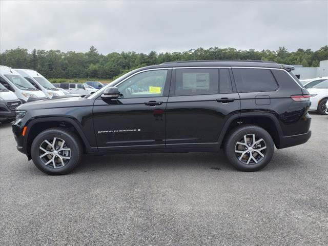 new 2024 Jeep Grand Cherokee L car, priced at $42,743