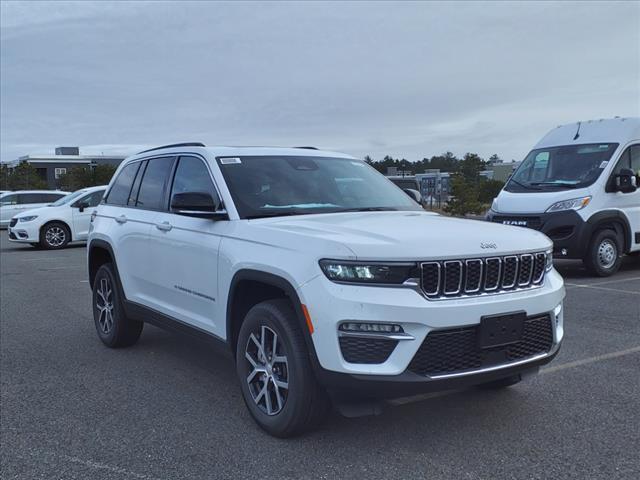 new 2024 Jeep Grand Cherokee car, priced at $46,649