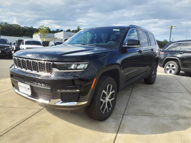 new 2024 Jeep Grand Cherokee L car, priced at $42,743