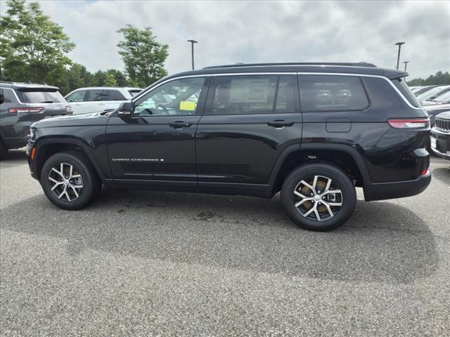 new 2024 Jeep Grand Cherokee L car, priced at $43,429