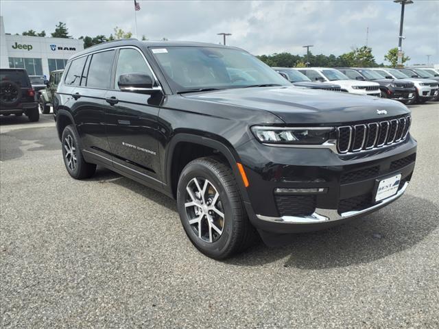 new 2024 Jeep Grand Cherokee L car, priced at $43,429