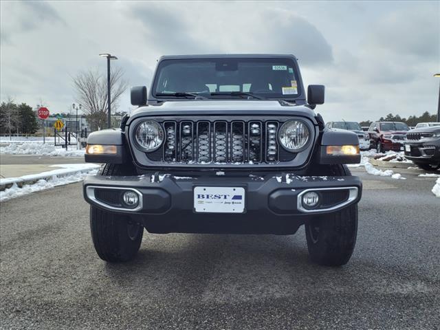 new 2024 Jeep Gladiator car, priced at $52,285