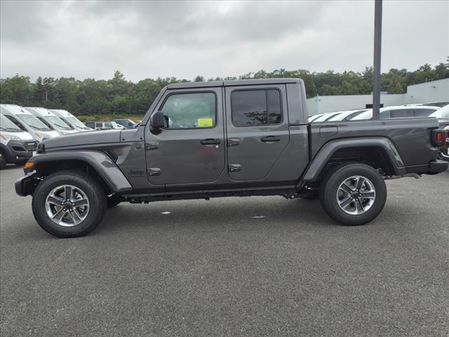 new 2024 Jeep Gladiator car, priced at $46,155