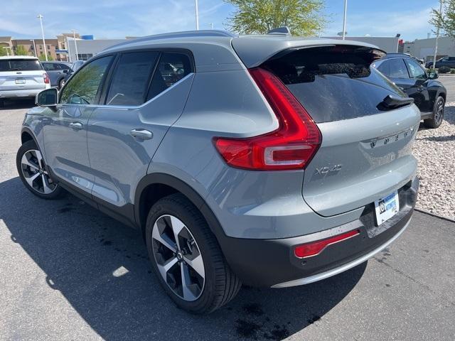 new 2025 Volvo XC40 car, priced at $44,000