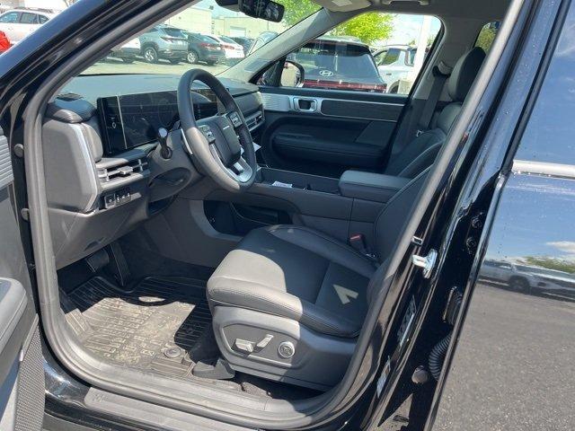 new 2025 Hyundai SANTA FE HEV car, priced at $47,000