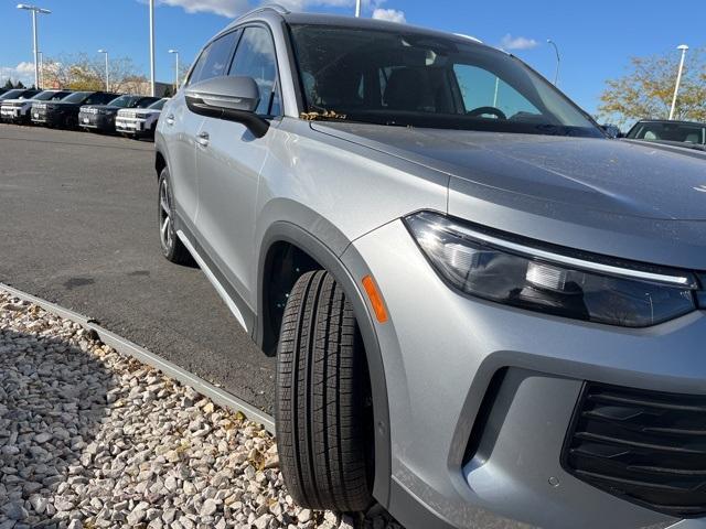 new 2025 Volkswagen Tiguan car, priced at $37,577