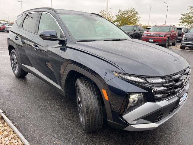 new 2026 Hyundai TUCSON Hybrid car, priced at $37,285
