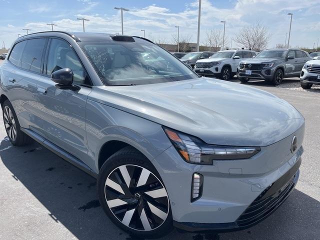 new 2025 Volvo EX90 car, priced at $80,000