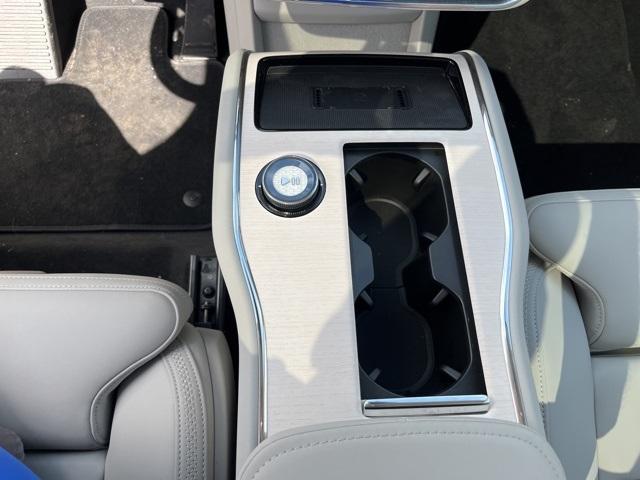 new 2025 Volvo EX90 car, priced at $80,000