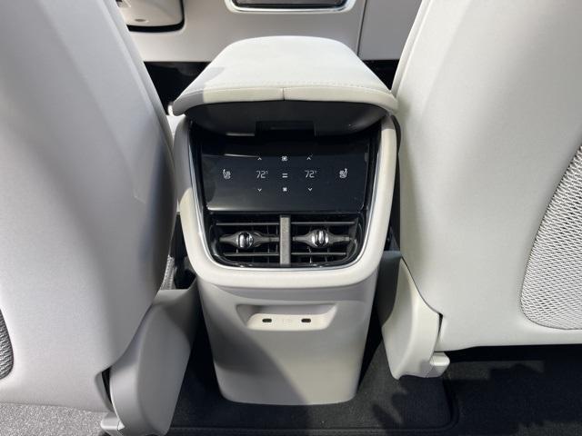 new 2025 Volvo EX90 car, priced at $80,000