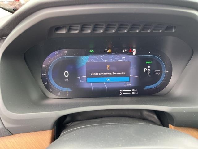 new 2025 Volvo XC90 Plug-In Hybrid car, priced at $69,995