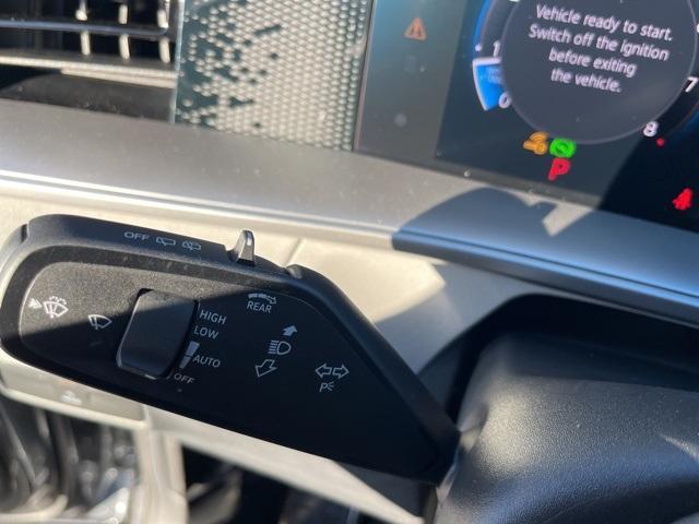 new 2025 Volkswagen Tiguan car, priced at $40,117