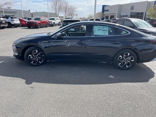 new 2025 Hyundai Sonata car, priced at $30,483