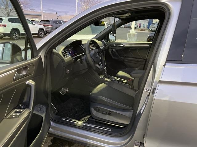 new 2024 Volkswagen Tiguan car, priced at $34,500