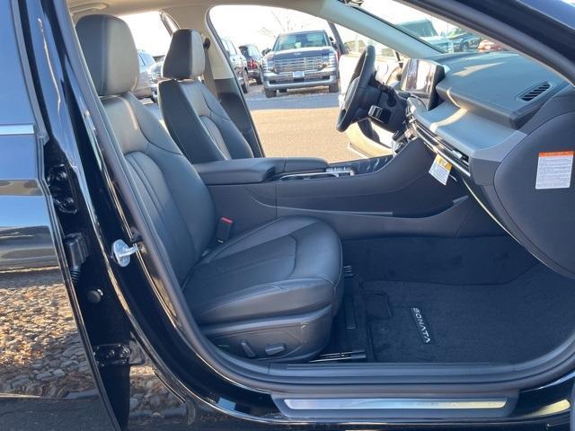 new 2026 Hyundai Sonata Hybrid car, priced at $39,900